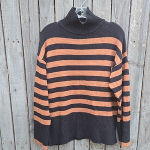 Creamon Black Ribbed Turtleneck Sweater